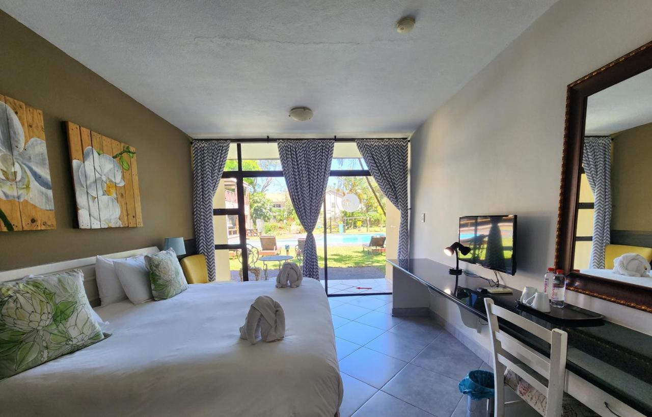 Elephant Lake Hotel Saint Lucia Estuary エクステリア 写真