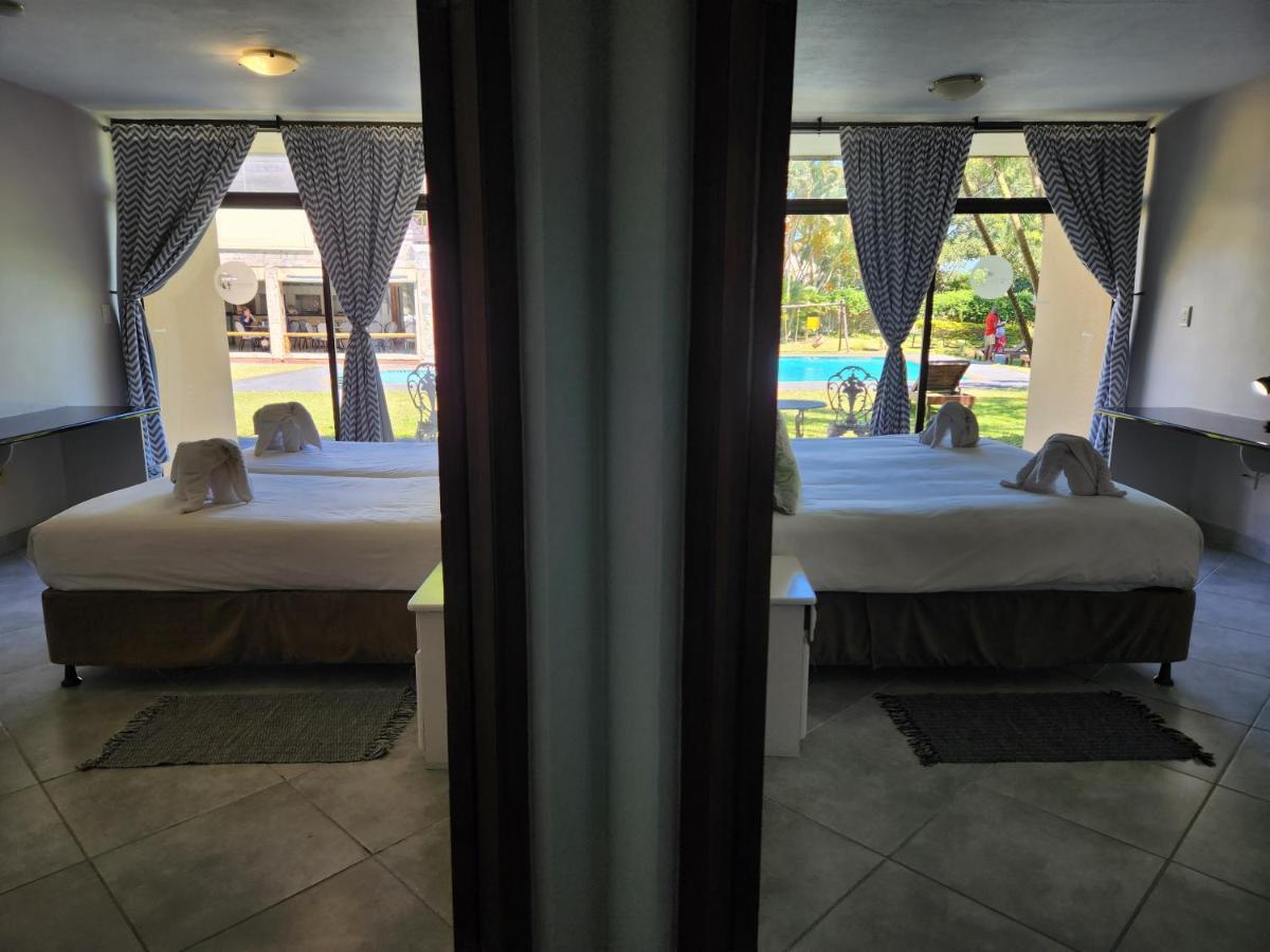 Elephant Lake Hotel Saint Lucia Estuary エクステリア 写真