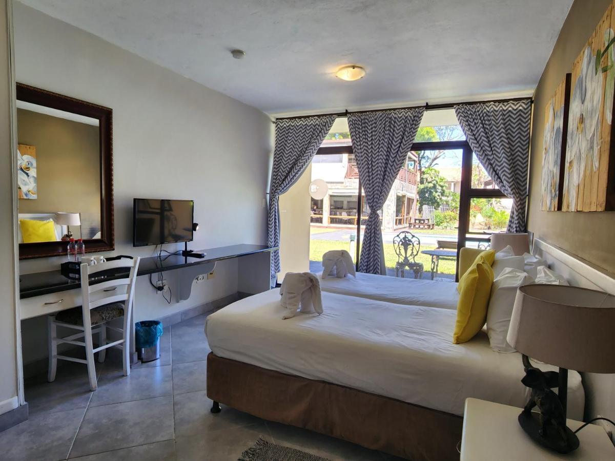 Elephant Lake Hotel Saint Lucia Estuary エクステリア 写真